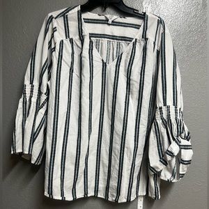 Crown & Ivy Preowned Women Blouse, square collar